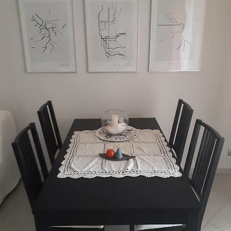 アパート Casa Margot ネットゥーノ